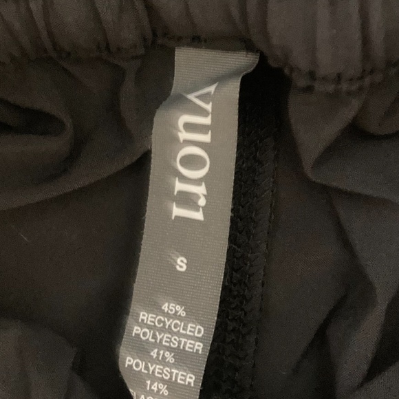 Vuori Villa Short - size small - Picture 3 of 3